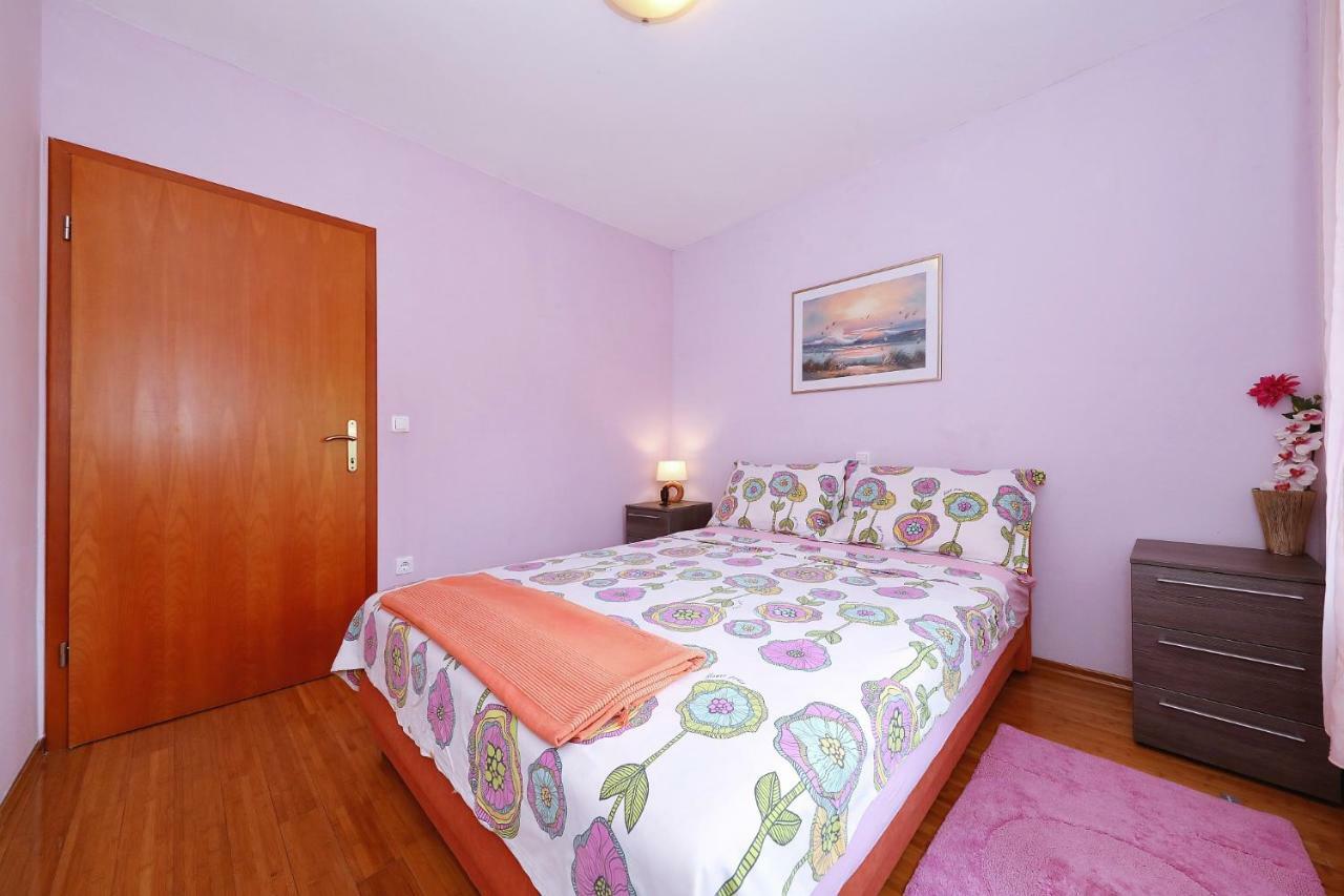 Senkini Dvori Apartment Sutomiscica Exterior photo