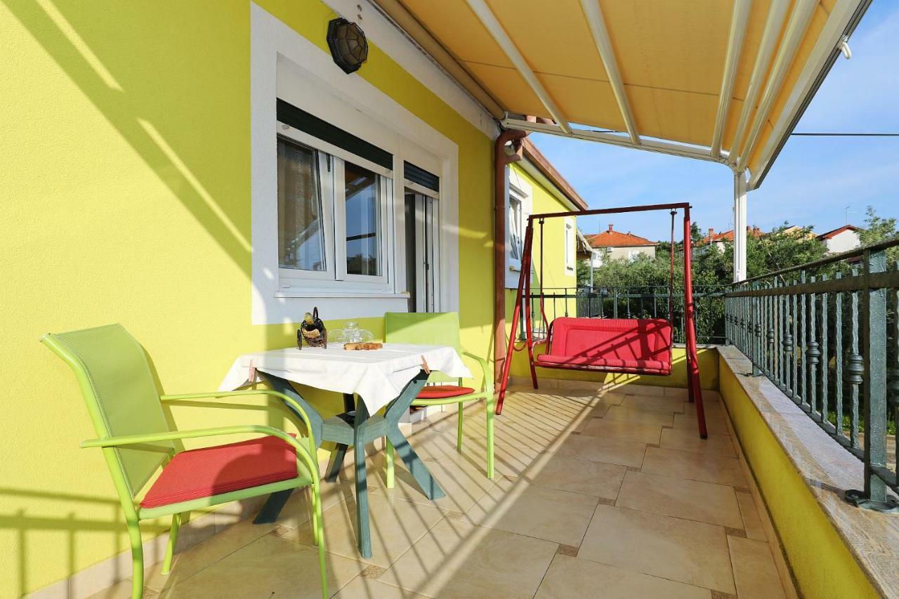 Senkini Dvori Apartment Sutomiscica Exterior photo